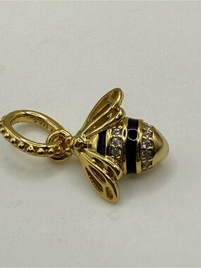 Pandora Eloquent “Shine” QUEEN BEE” Pendant/Charm